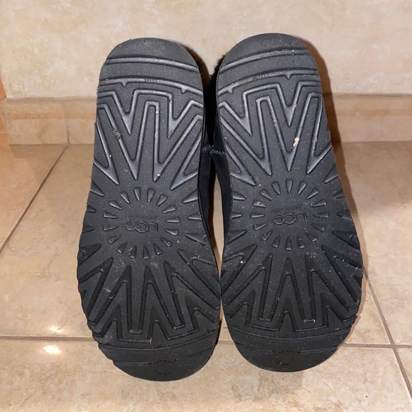 BLACK TALL UGG BOOTS WITH FUR TOP - Picture 5 of 5